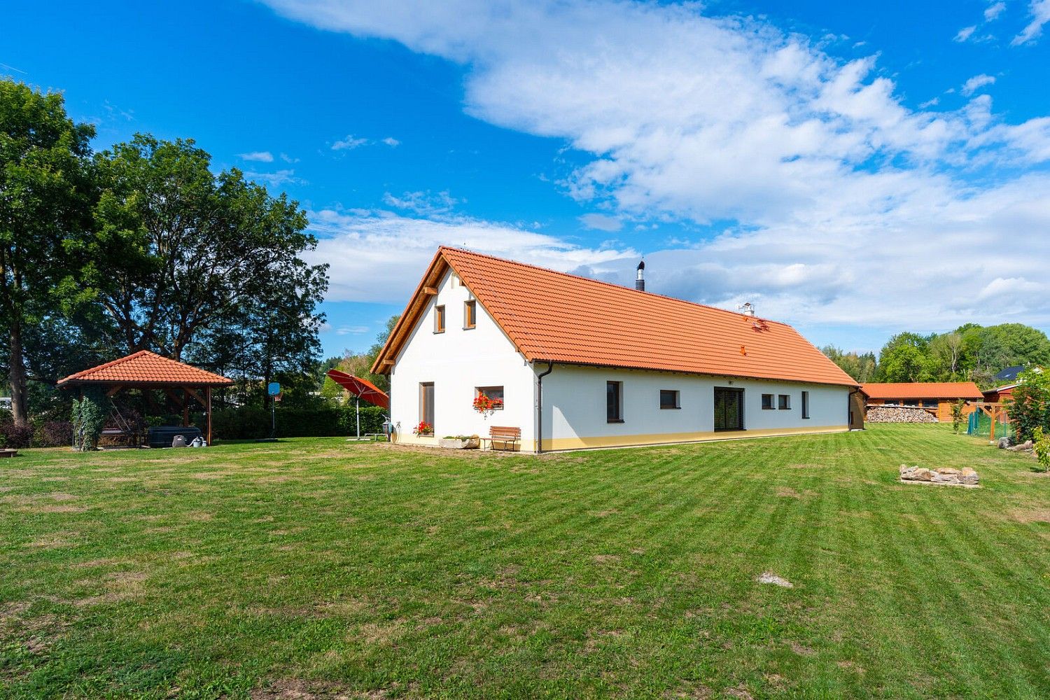 5+kk, Dolní Dvořiště - Trojany, okres Český Krumlov, 193 m² - 1