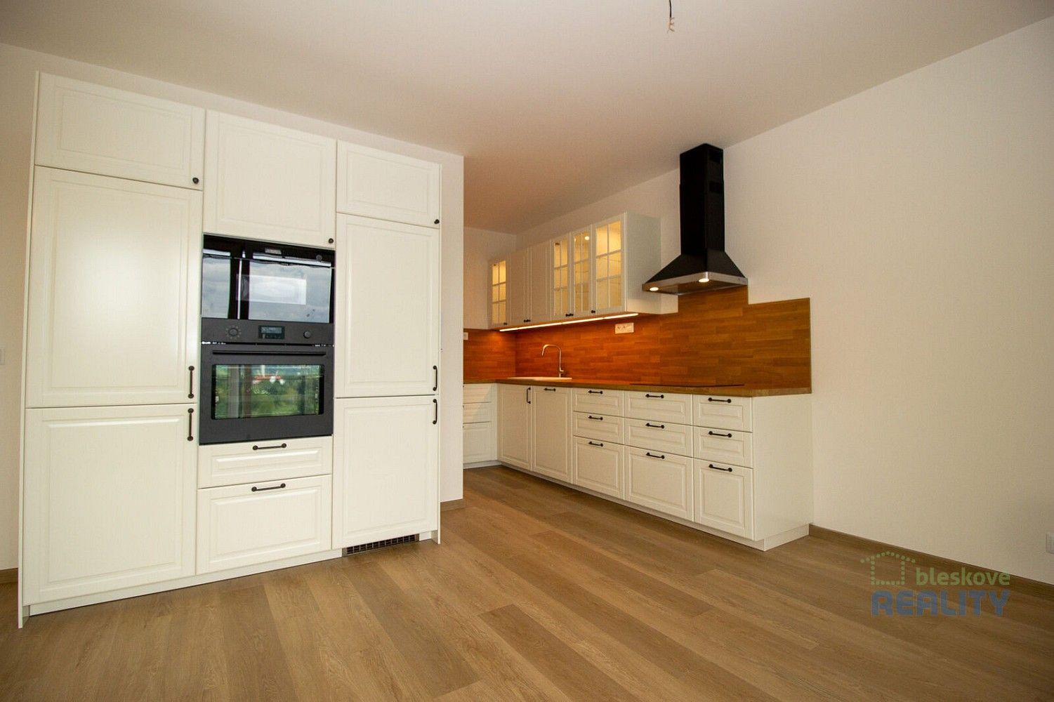 Byt 3+kk · 69 m² · Kolmanova, Praha 4 - Modřany - 3