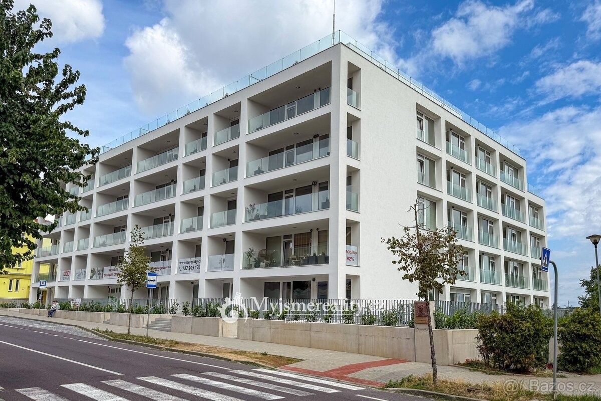 Pronájem garáž - Znojmo, 669 02