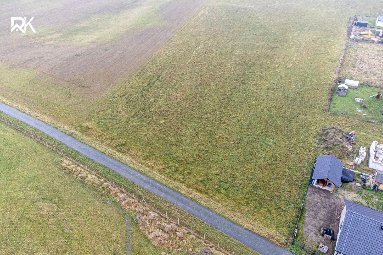 Pozemky pro bydlení, Uhersko, 944 m² - 1