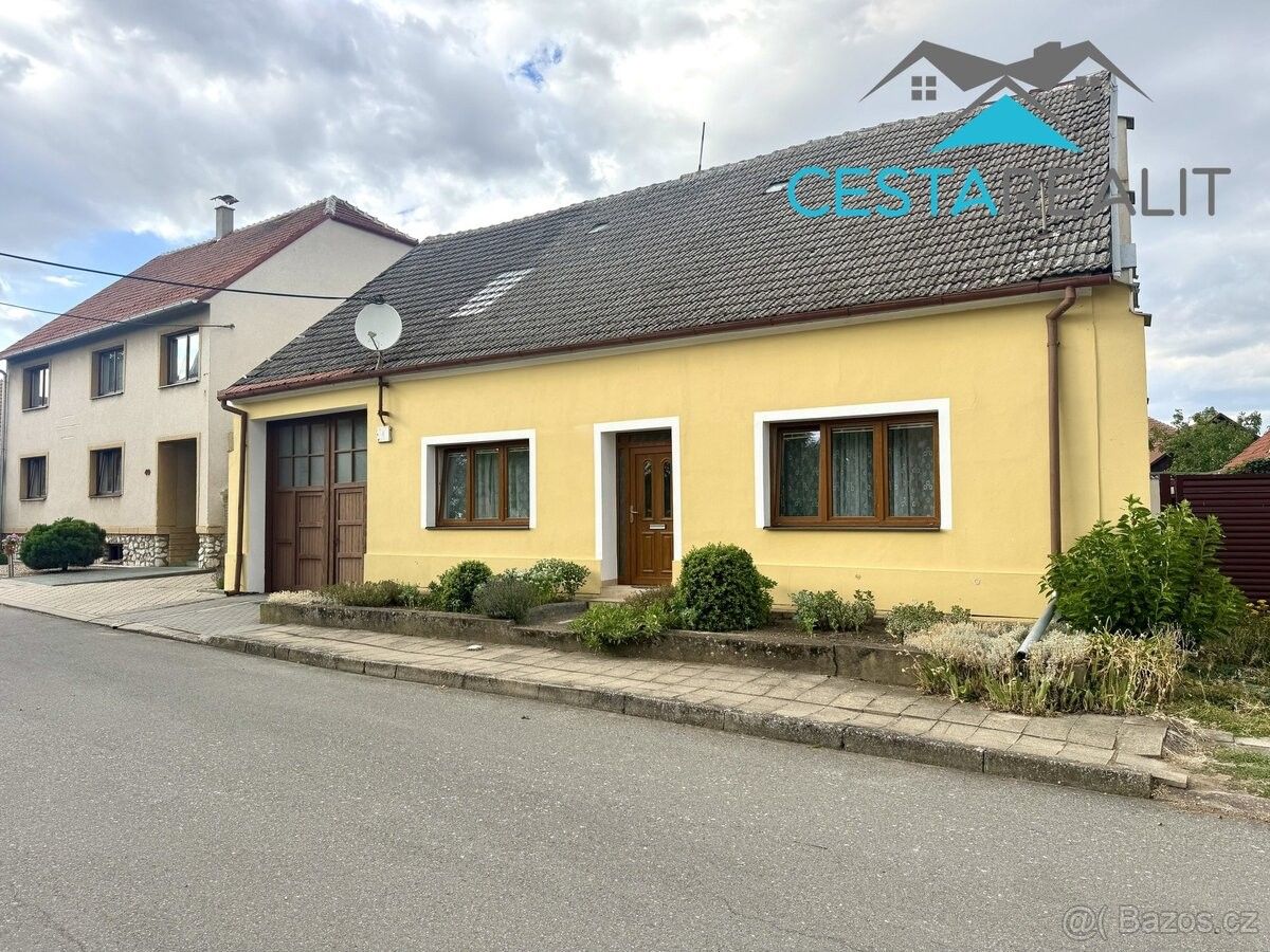 Rodinný dům · Hustopeče u Brna, 693 01 - 2
