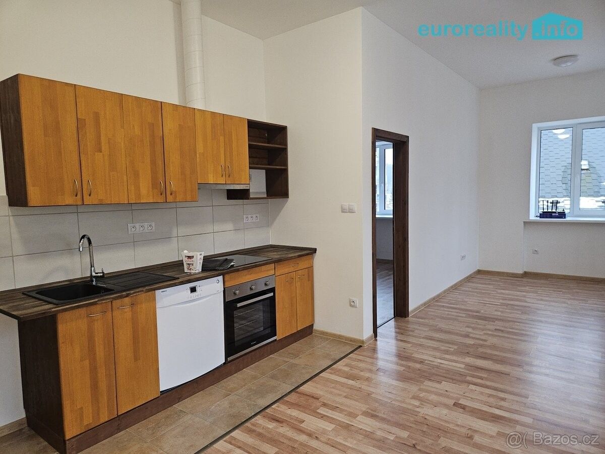 Byty, Luby u Chebu, 351 37