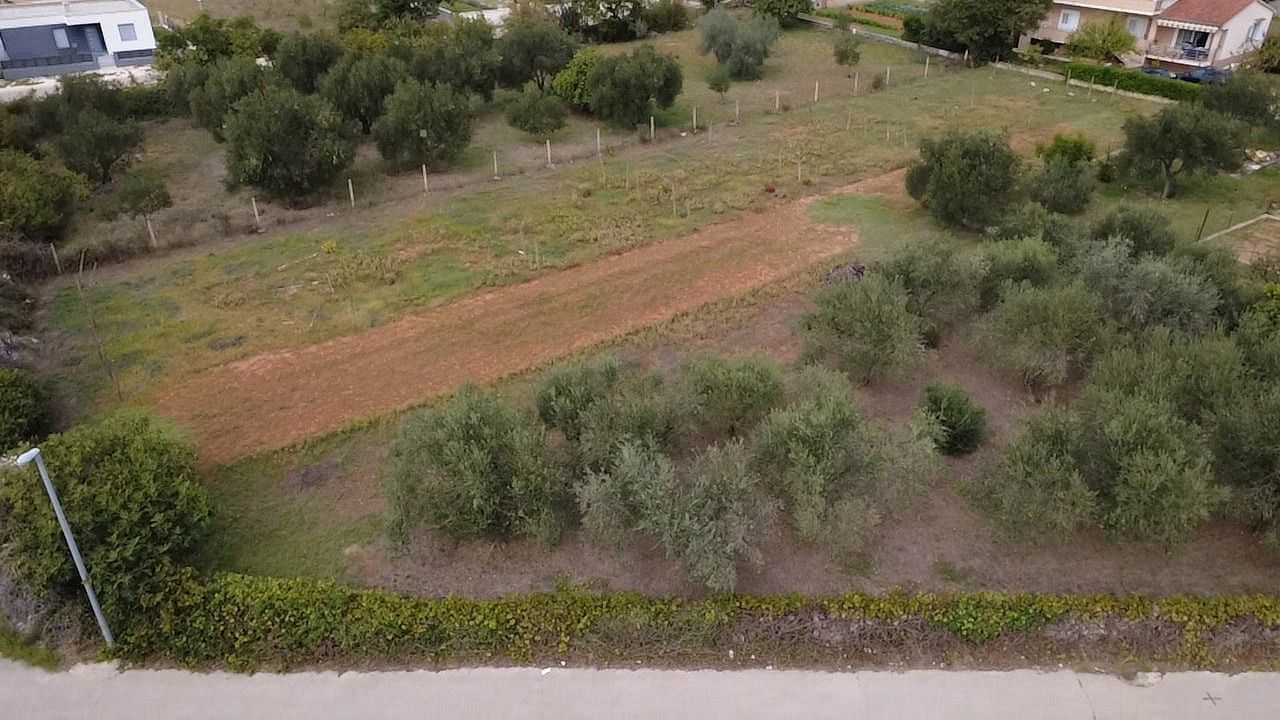 Pozemek pro bydlení, 2 166 m²