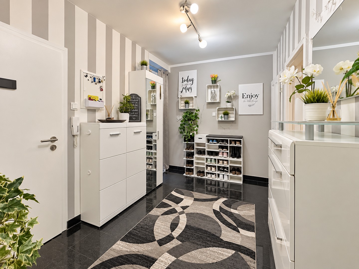Byt 3+1 · 108 m² · Kanzlerstr. 10 Düsseldorf Rath Nordrhein-Westfalen 40472 - 3