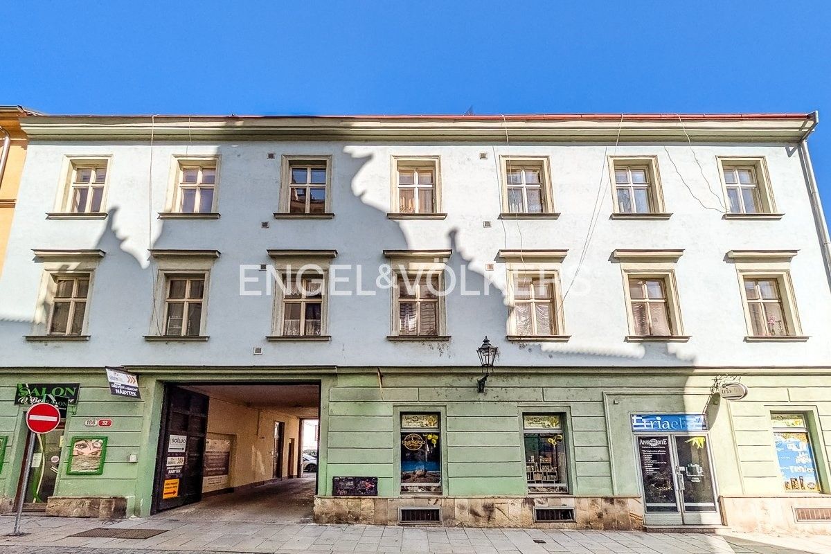 Sklady, Bezručova, Plzeň, 128 m²