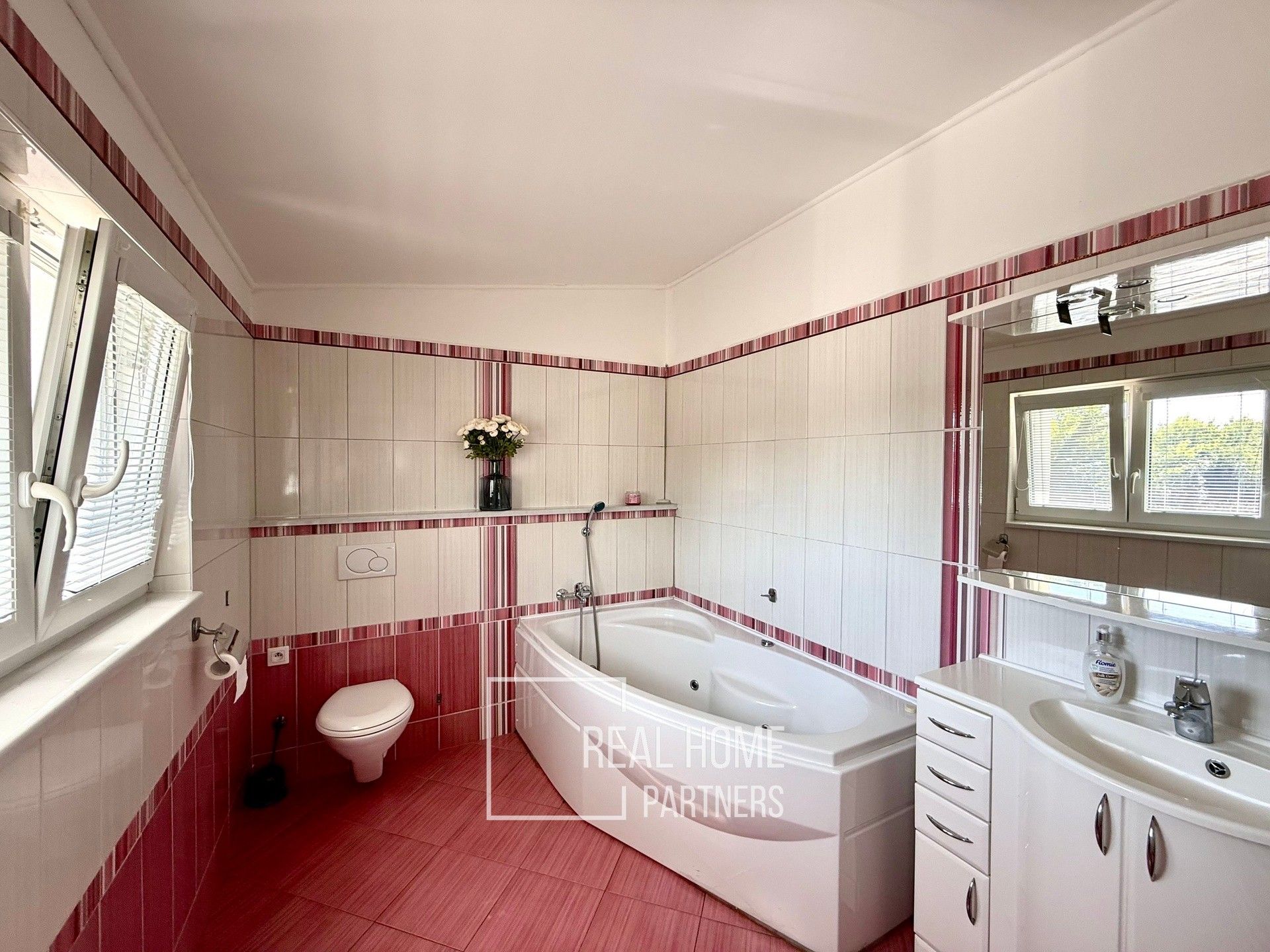 Prodej rodinný dům - Březí, 359 m² - 5