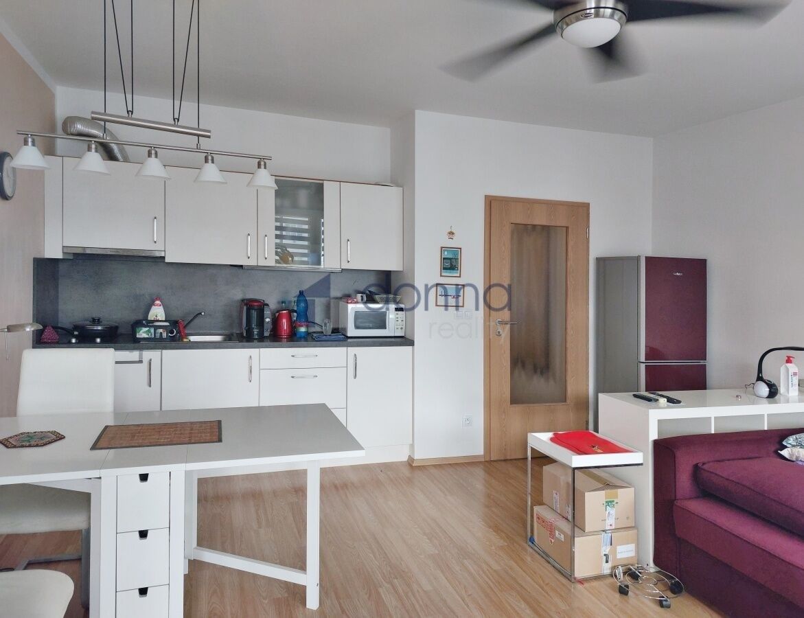 1+kk, V dolině, Praha Michle, 32 m² - 2