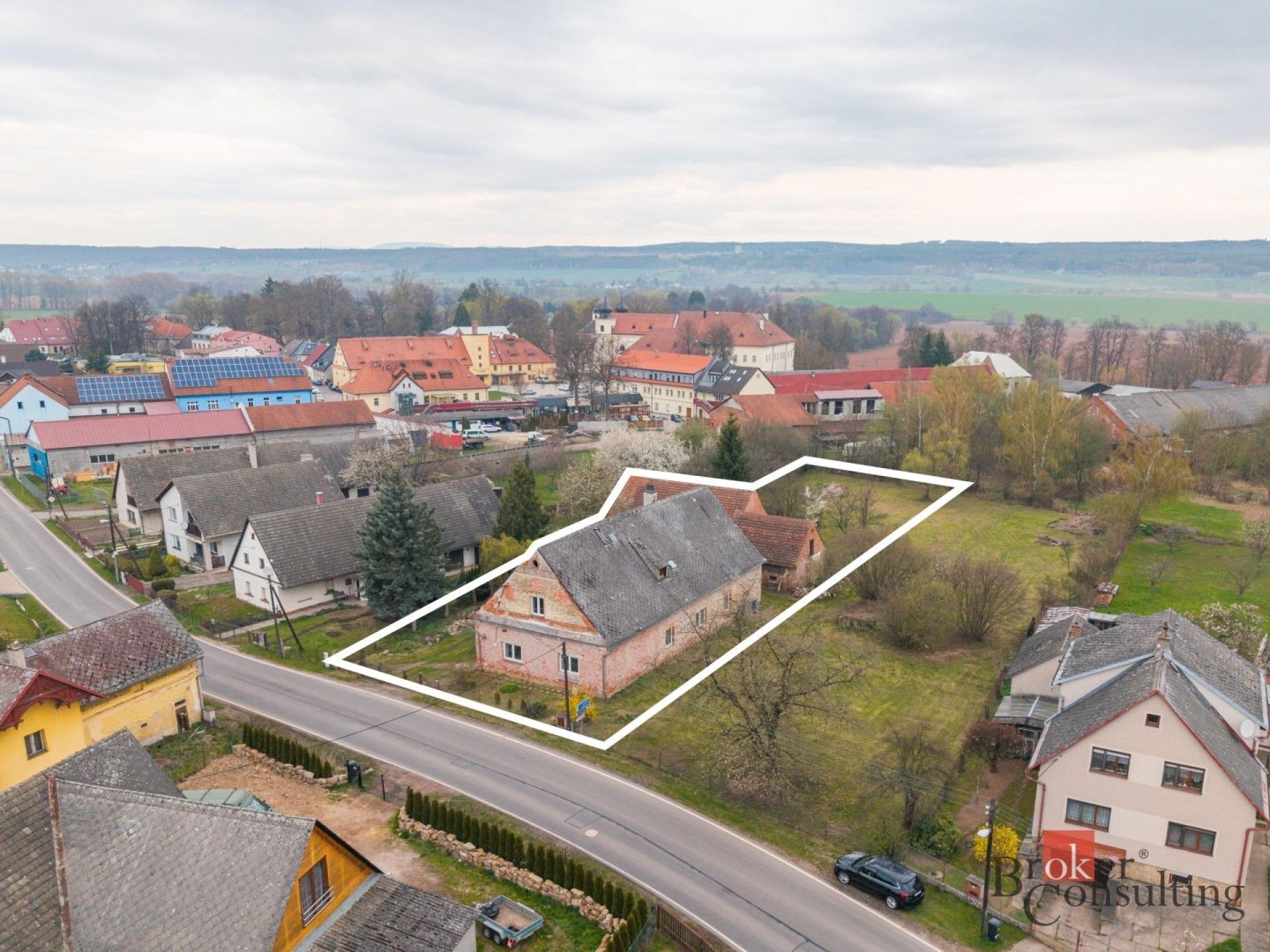 Rodinné domy, Žireč, Dvůr Králové nad Labem, 230 m² - 1