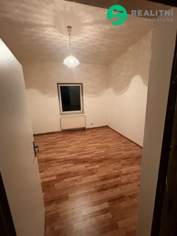 Pronájem byt 1+1 - Budapešťská, Děčín, 42 m²