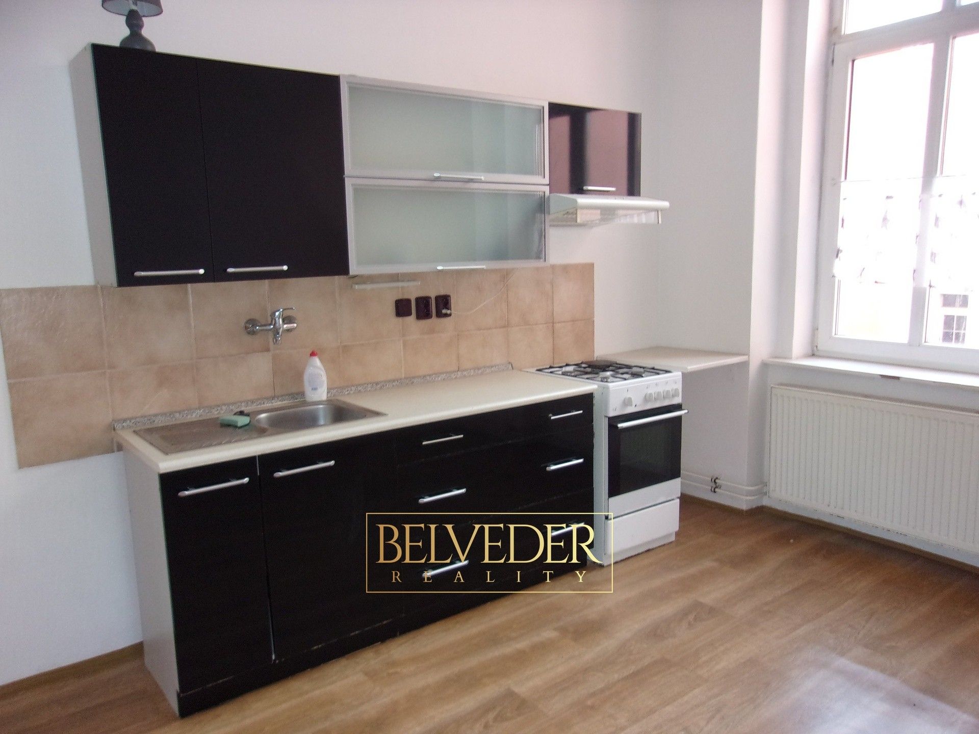 1+1, Benešovo náměstí, Teplice, 66 m² - 2