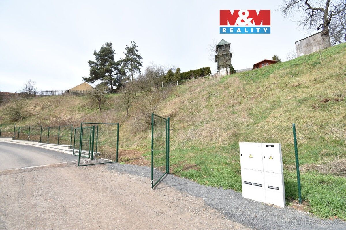 Pozemky pro bydlení, Komárov u Hořovic, 267 62