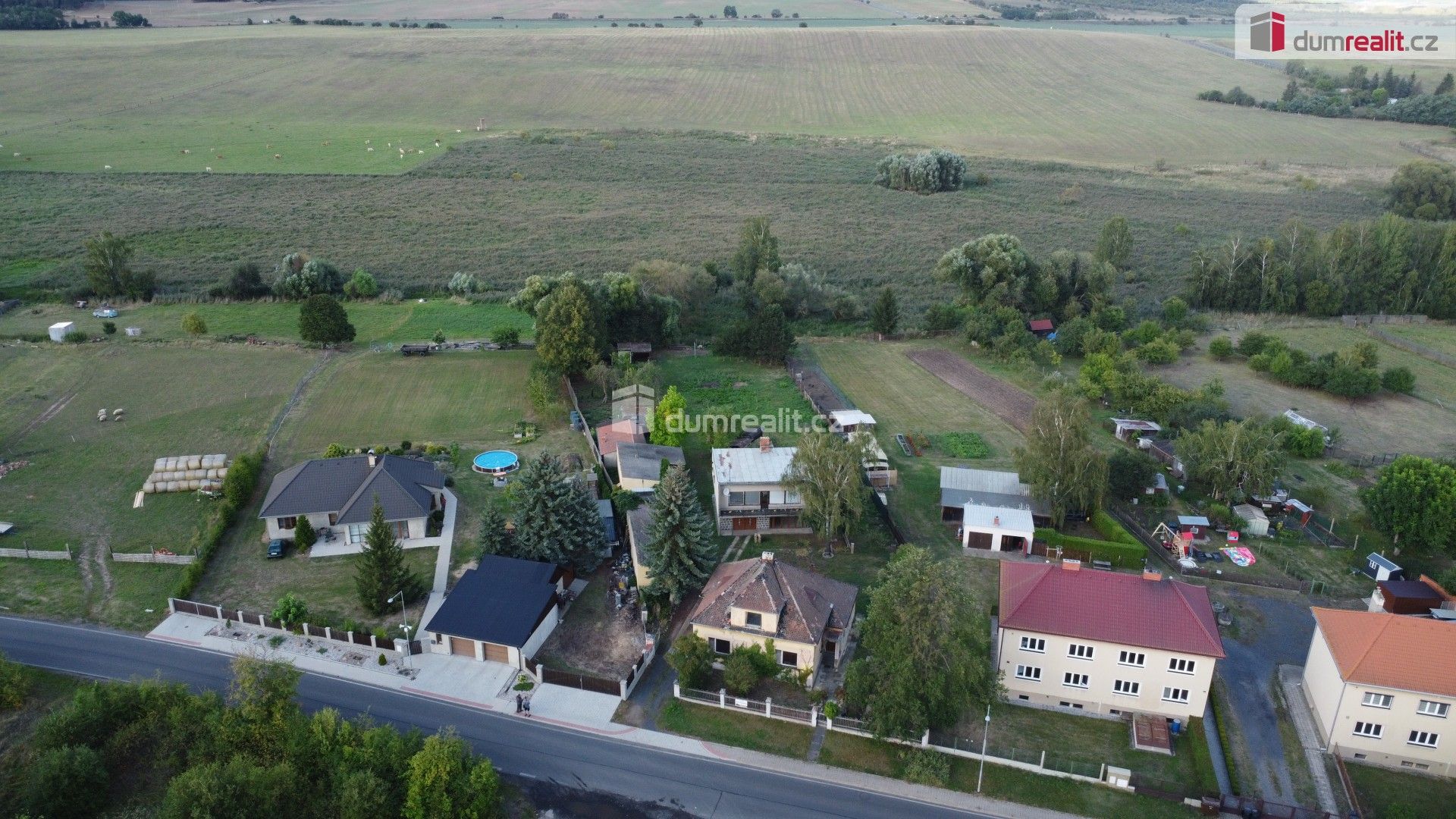 Prodej pozemek pro bydlení - Nádražní, Vroutek, 810 m² - 5