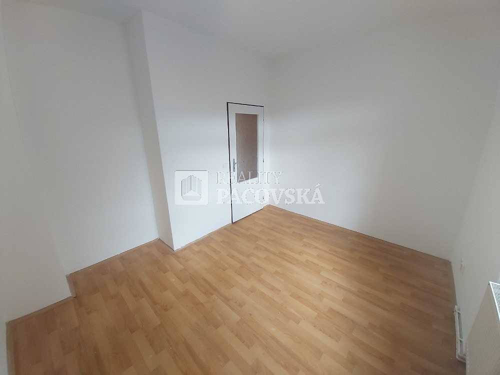 Pronájem byt 3+1 - Zolova, Ústí nad Labem - Krásné Březno, 67 m² - 5