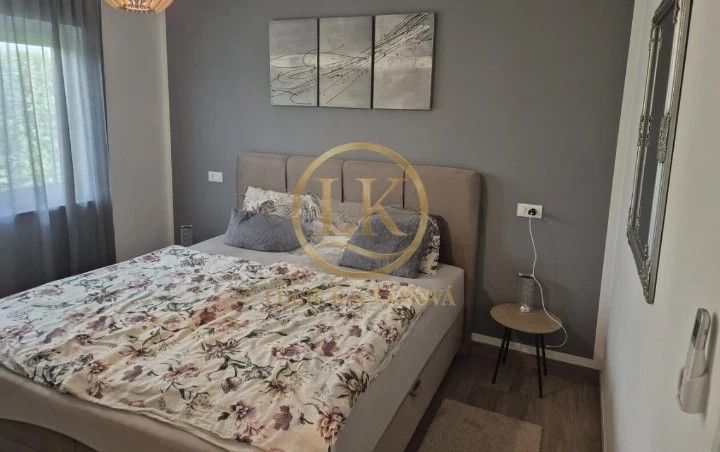 Rodinný dům · 987 66, Zahraničí - 4