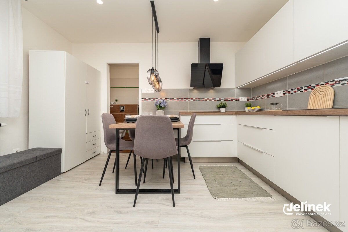 Prodej byt - Bystré u Poličky, 569 92