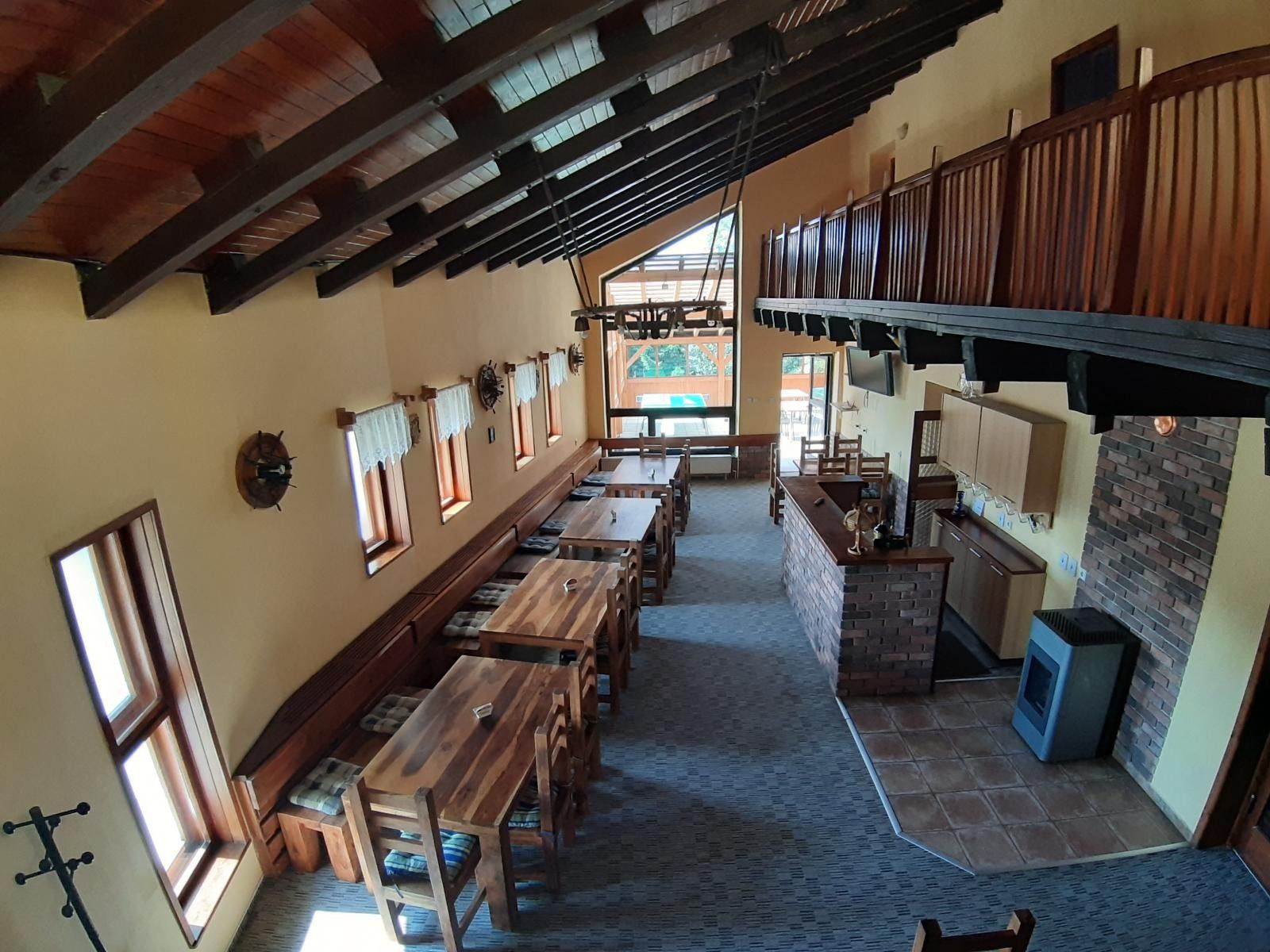 Ubytovací zařízení · 1 480 m² · Liberec - 4
