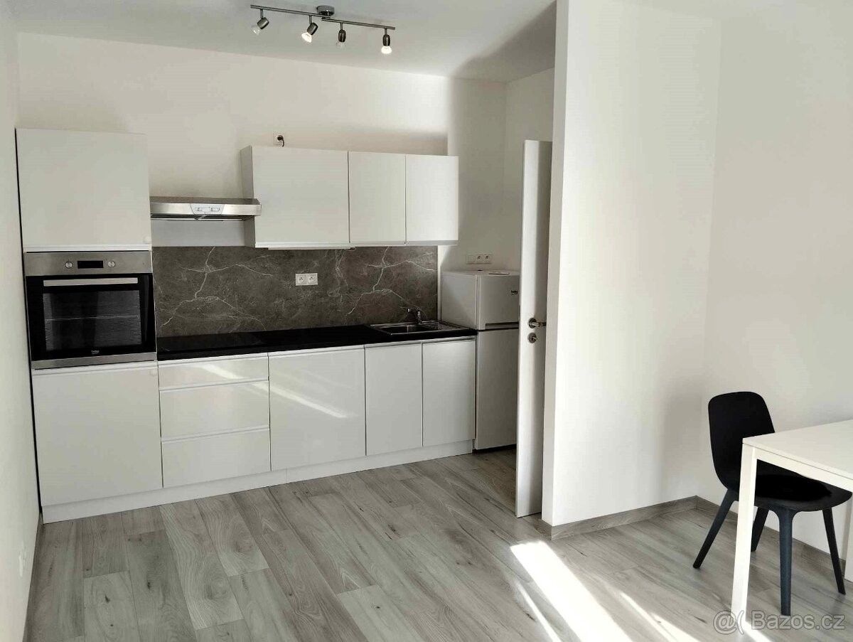 Pronájem byt - Kaznějov, 331 51