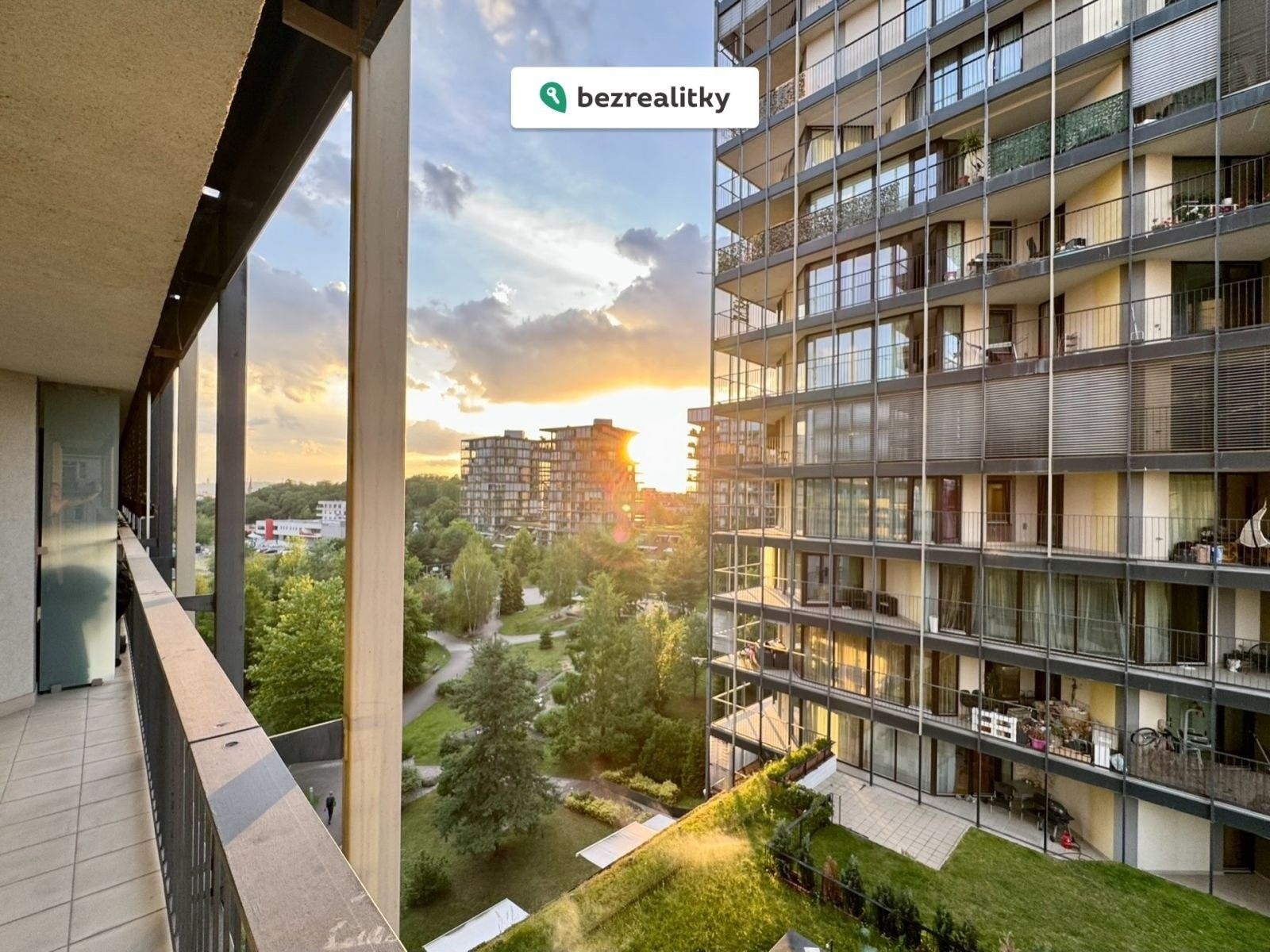 Prodej byt 3+kk - Ke kapslovně, Praha, 88 m²