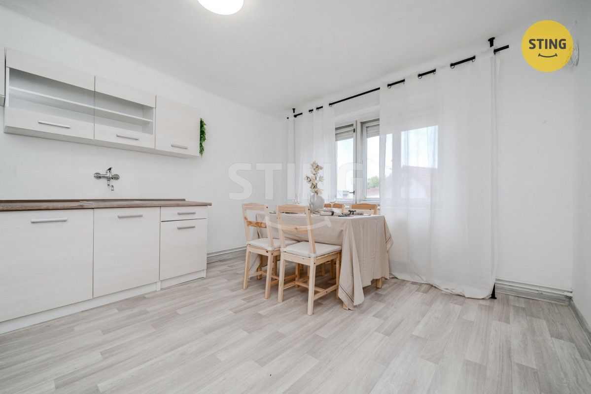 Prodej rodinný dům - Prakšice, 687 56 - 5