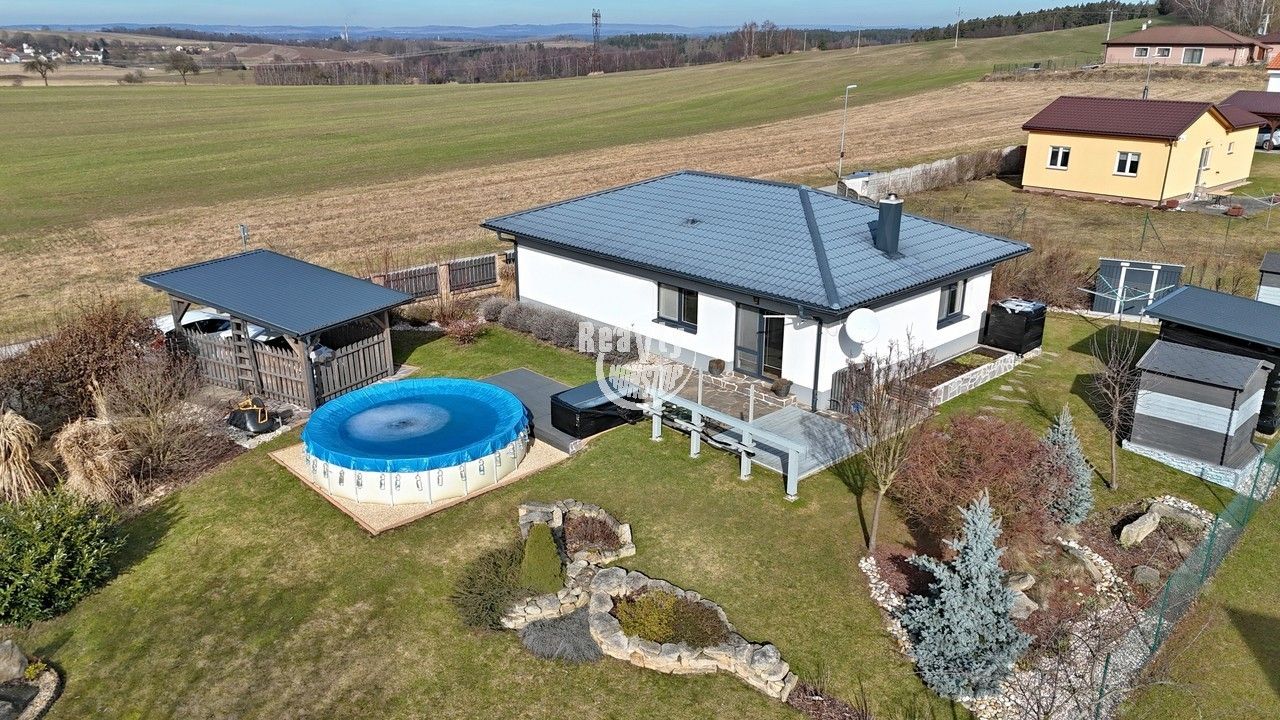 Prodej rodinný dům - Kačlehy, 101 m²