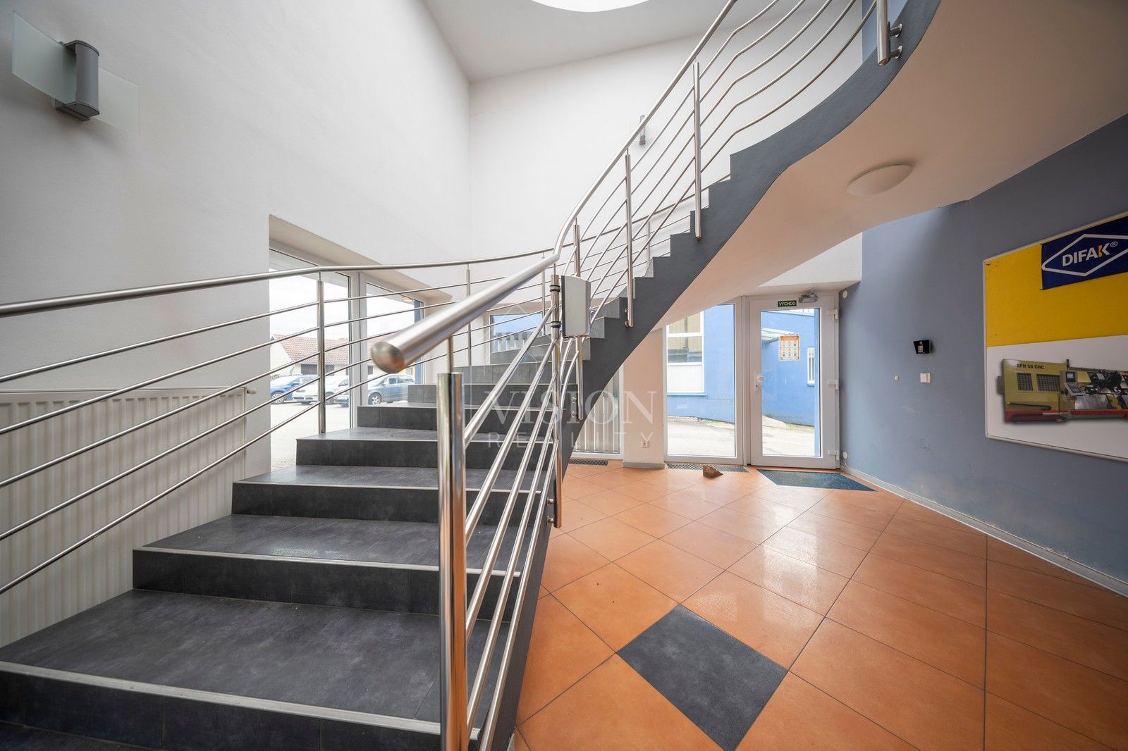 Pronájem kancelář - Slapy, 310 m²