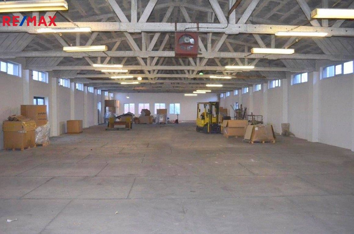 Pronájem sklad - Zengrova, Kolín, 753 m²