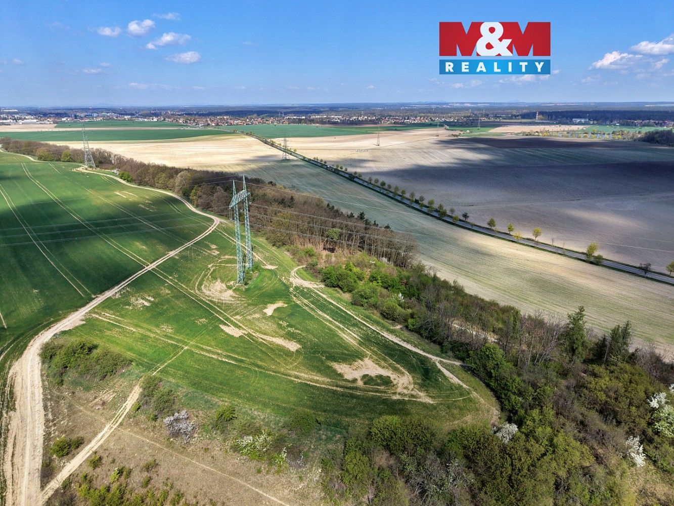Les, 4 629 m²