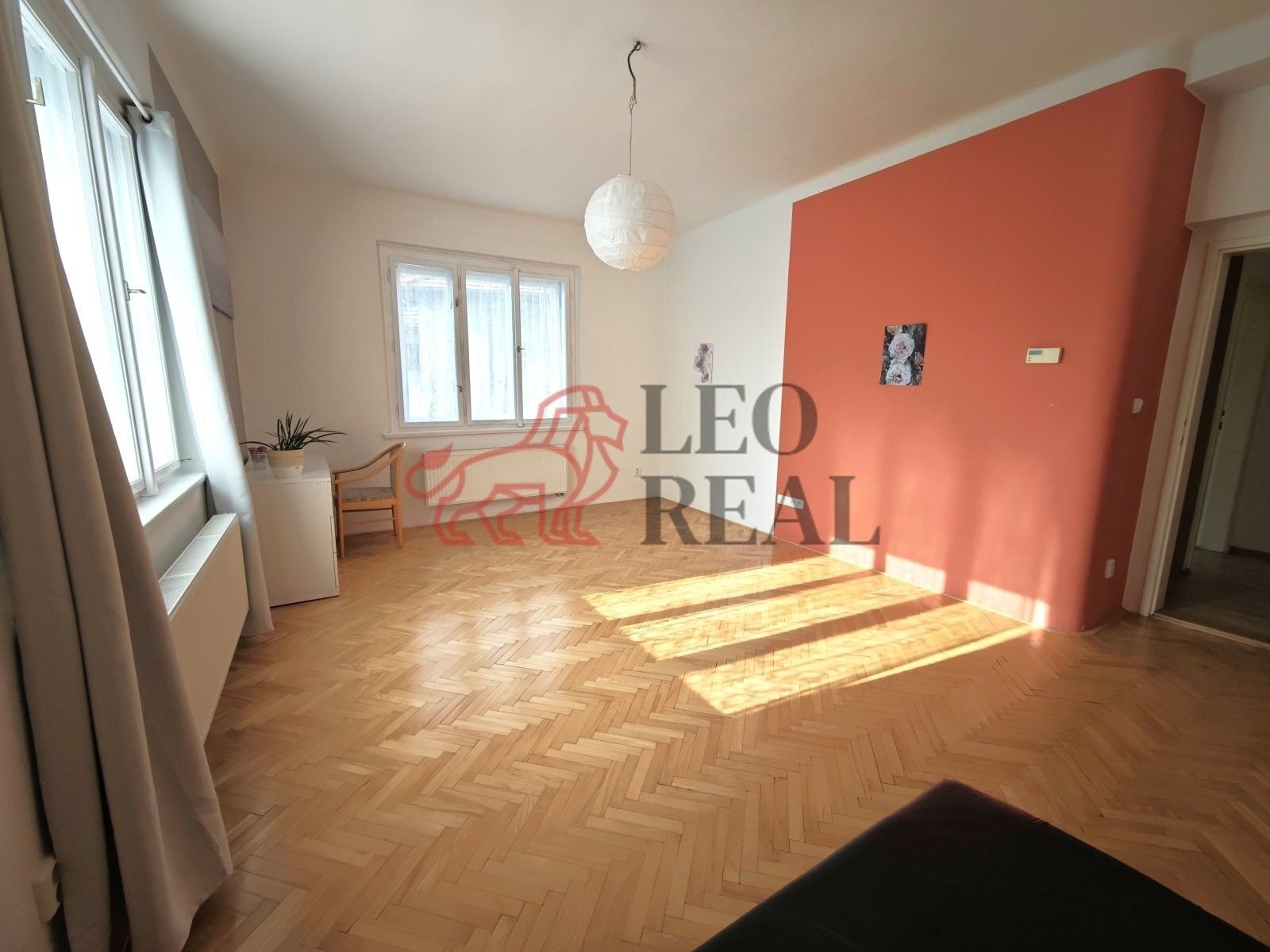 Byt 3+1 · 78 m² · Jižní III, Praha - 3