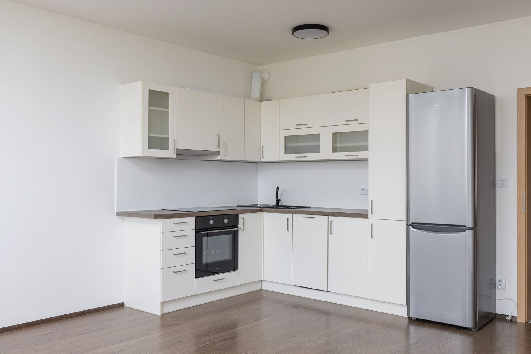 1+kk, Theinova, Praha - Čakovice, 37 m² - 2