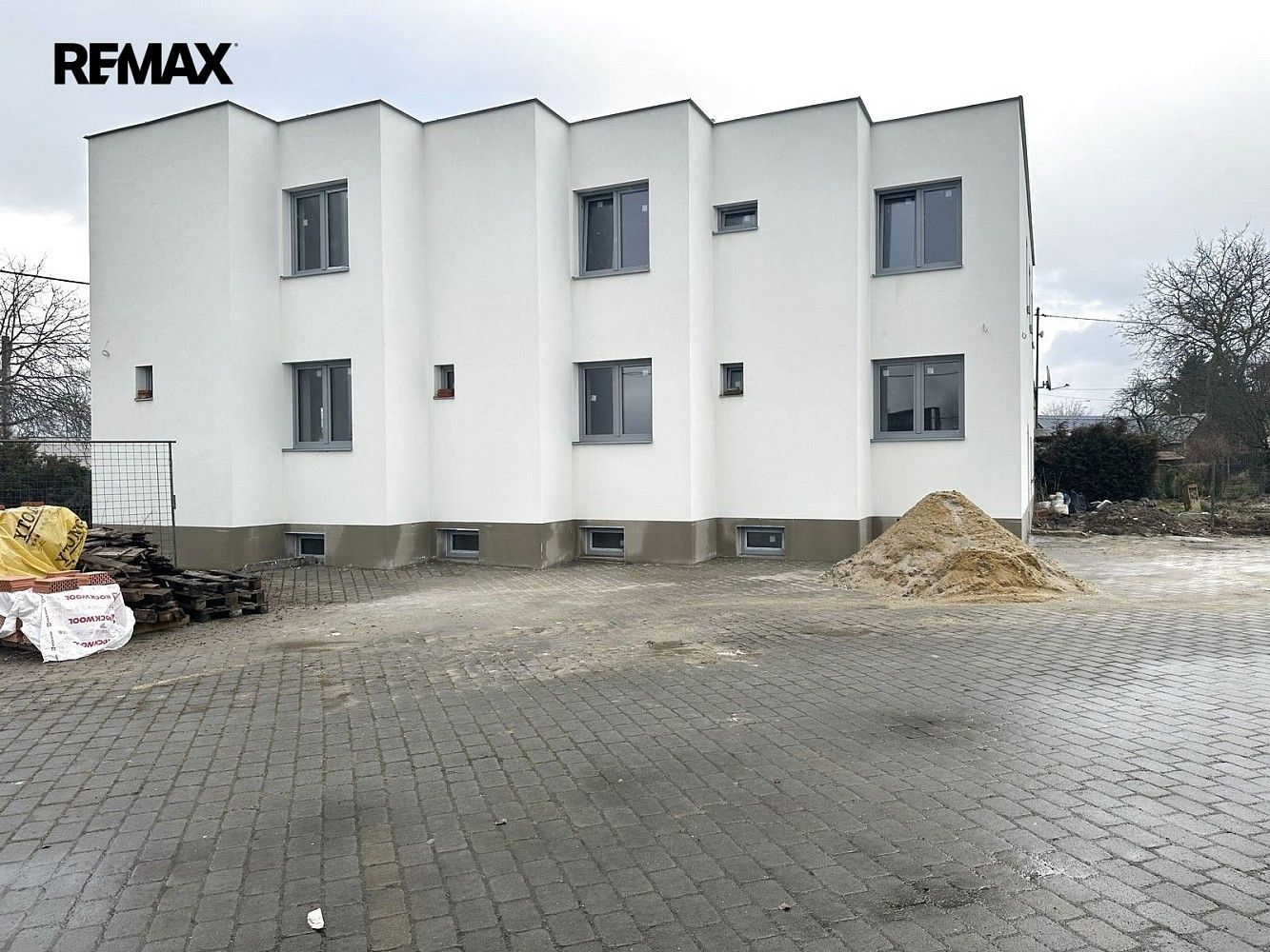 Činžovní domy, Cheb, Karlovarský kraj, 700 m² - 2