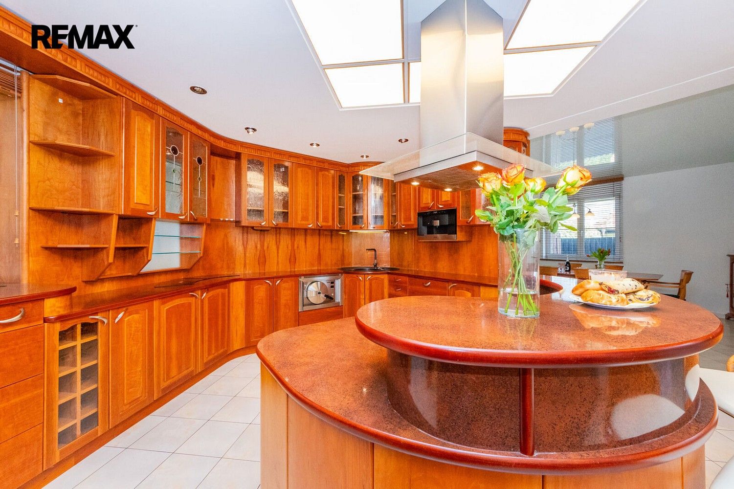 Prodej rodinný dům - U zahrádek, Praha 10 - Benice, 433 m² - 5
