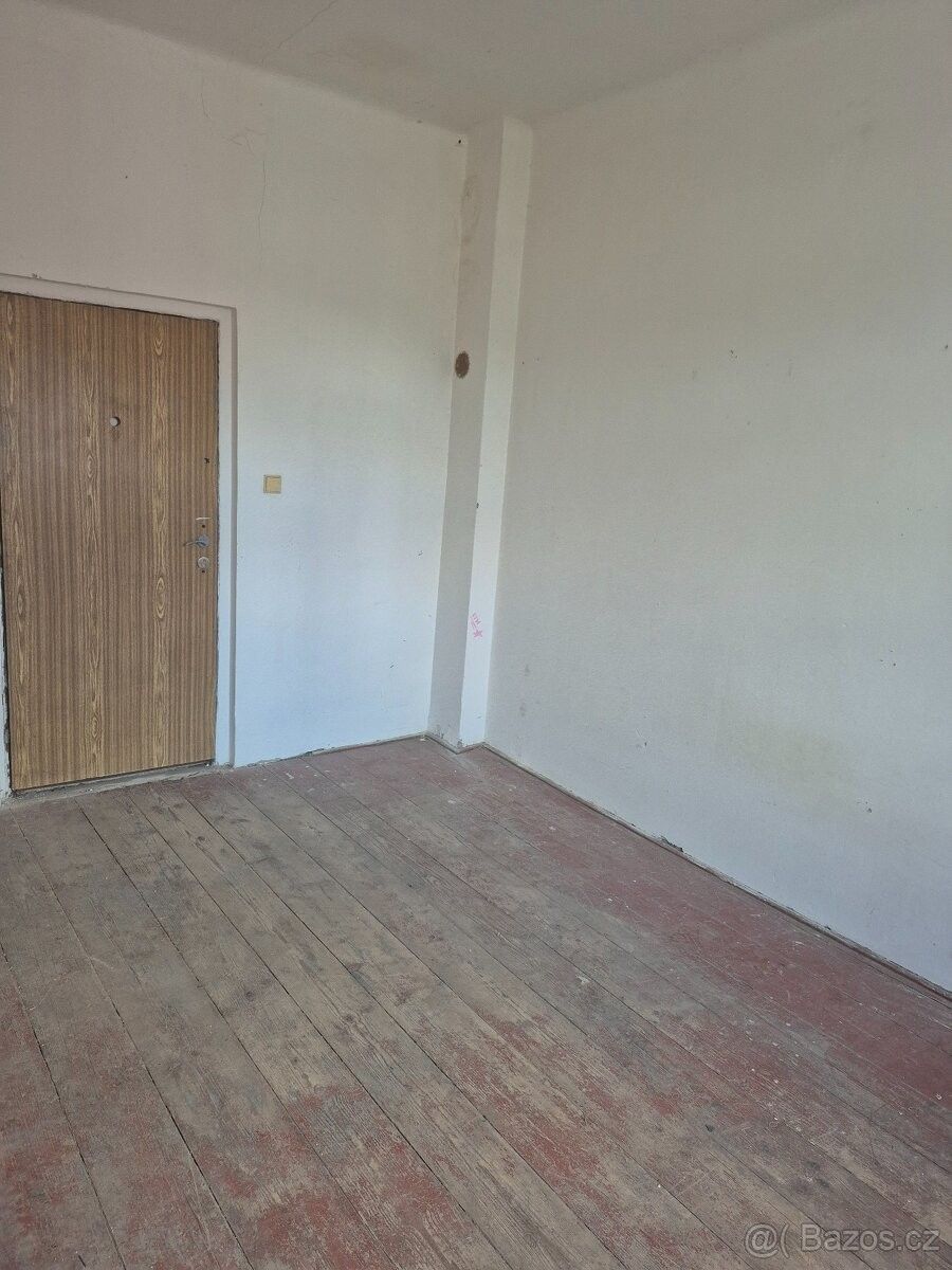 Pronájem sklad - Strančice, 251 63