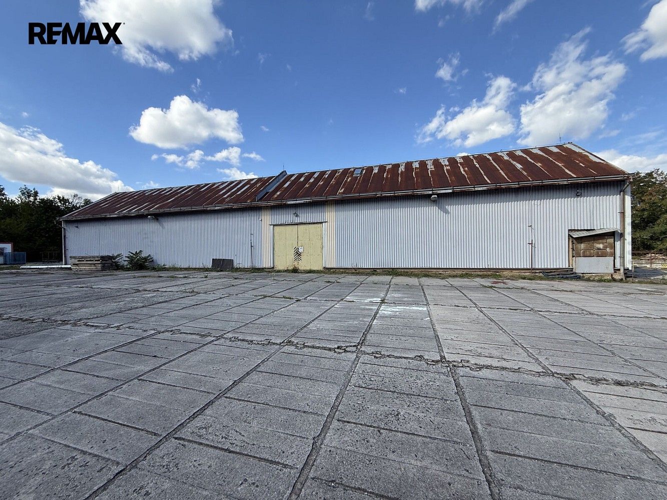Sklad · 7 000 m² · K Cihelně, Veleň, okres Praha-východ - 3