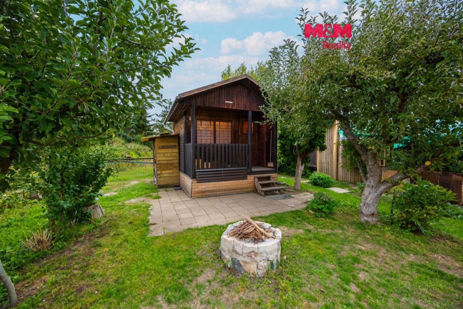 Chaty, Hradec Králové Pouchov, 10 m² - 1