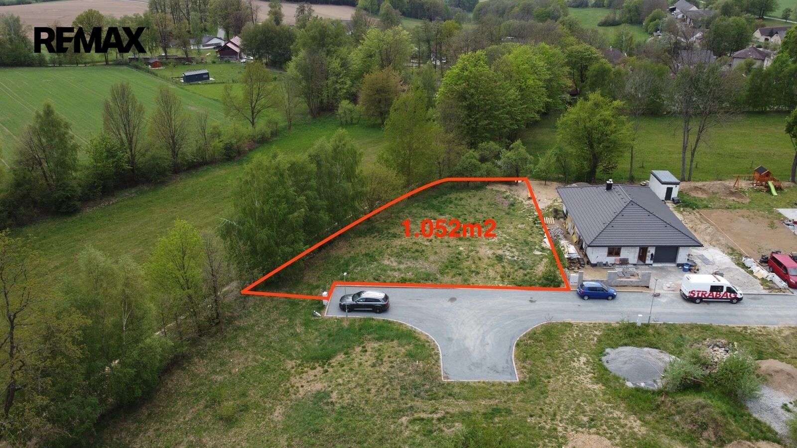 Pozemek pro bydlení, 1 052 m²