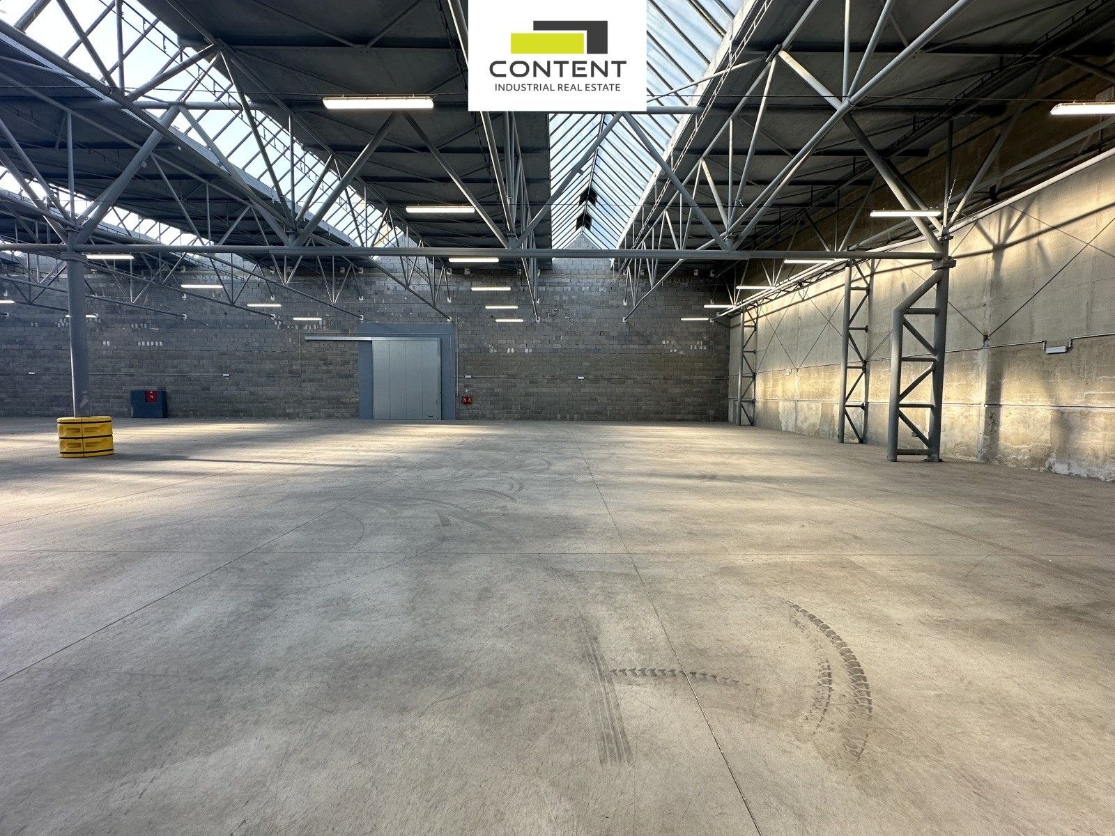 Sklady, Purkyněho, Žatec, 2 000 m² - 1