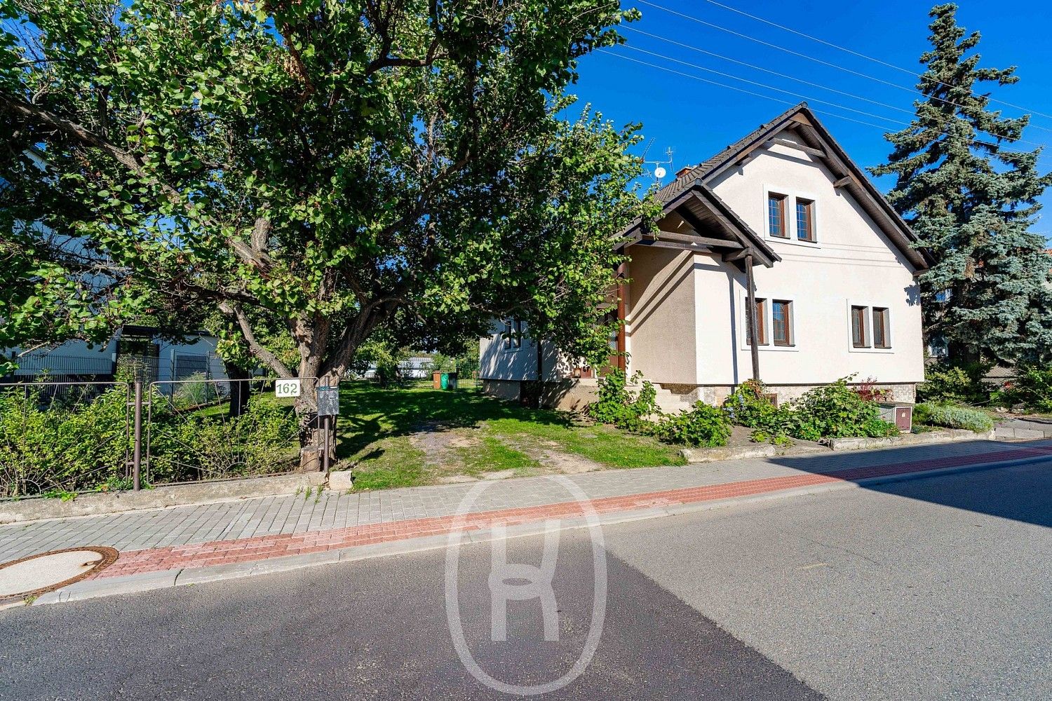 Rodinné domy, Vilová, Dobšice, okres Znojmo, 171 m² - 1