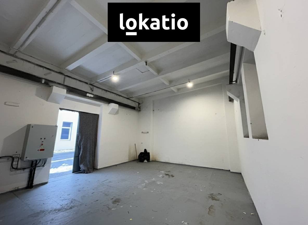 Sklady, Olomouc, 82 m² - 1
