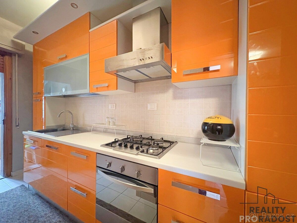 Prodej byt - 987 66, Zahraničí