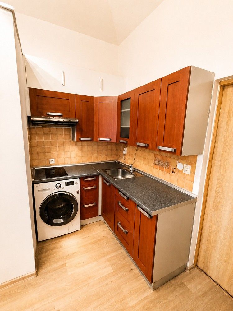 Pronájem byt 2+kk - Praha - Smíchov, okres Praha 5, Hlavní město Praha, 33 m² - 5