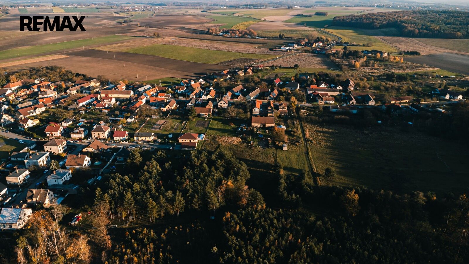 Pozemek pro bydlení · 1 892 m² · Bělušice - 4