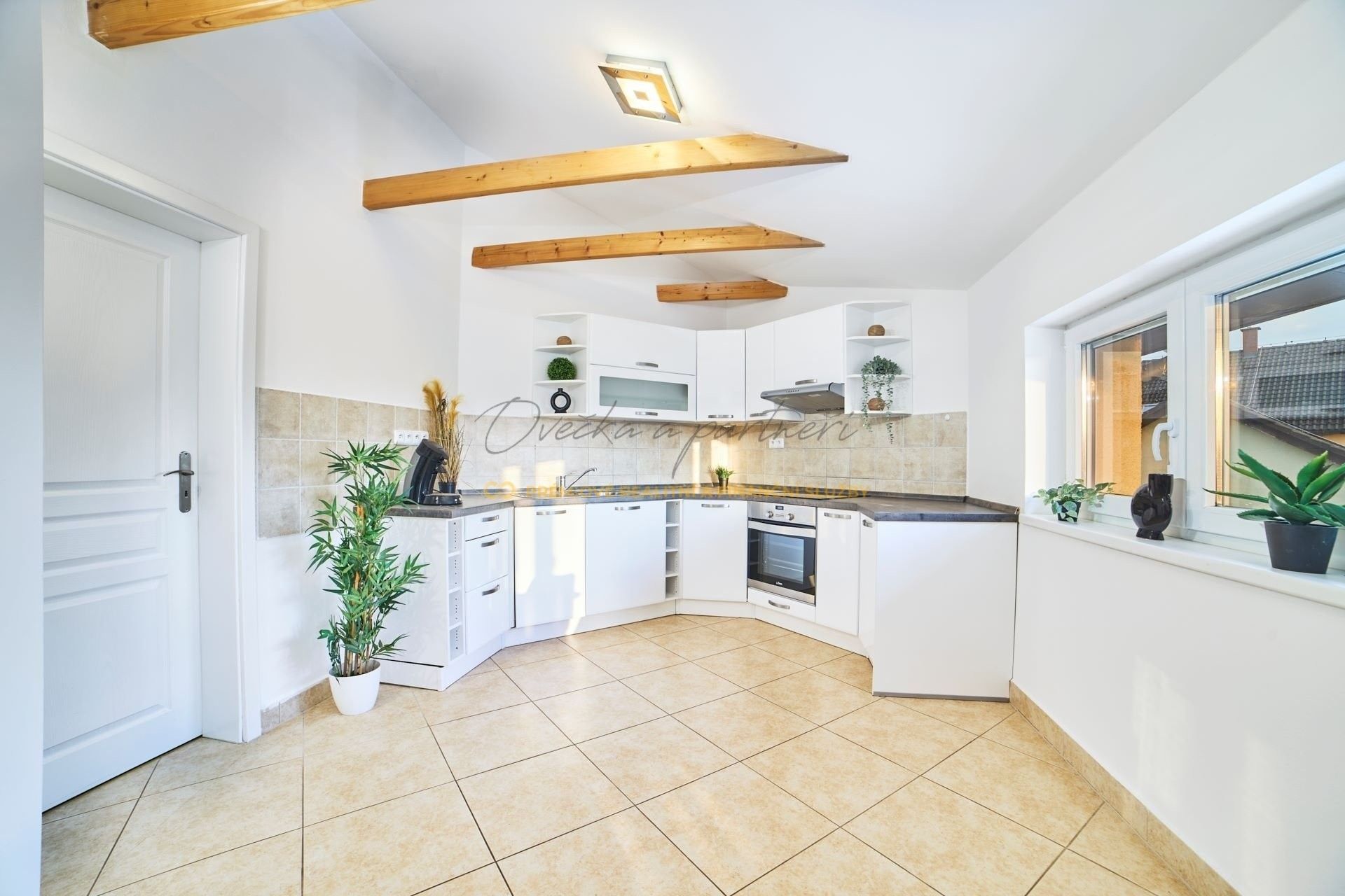 Byty, Harrachova, Planá nad Lužnicí, 150 m²