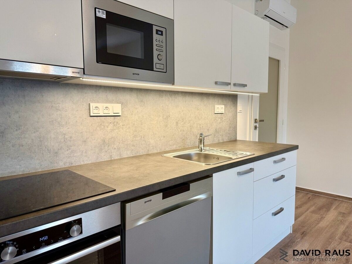 Pronájem byt - Nové Město na Moravě, 592 31