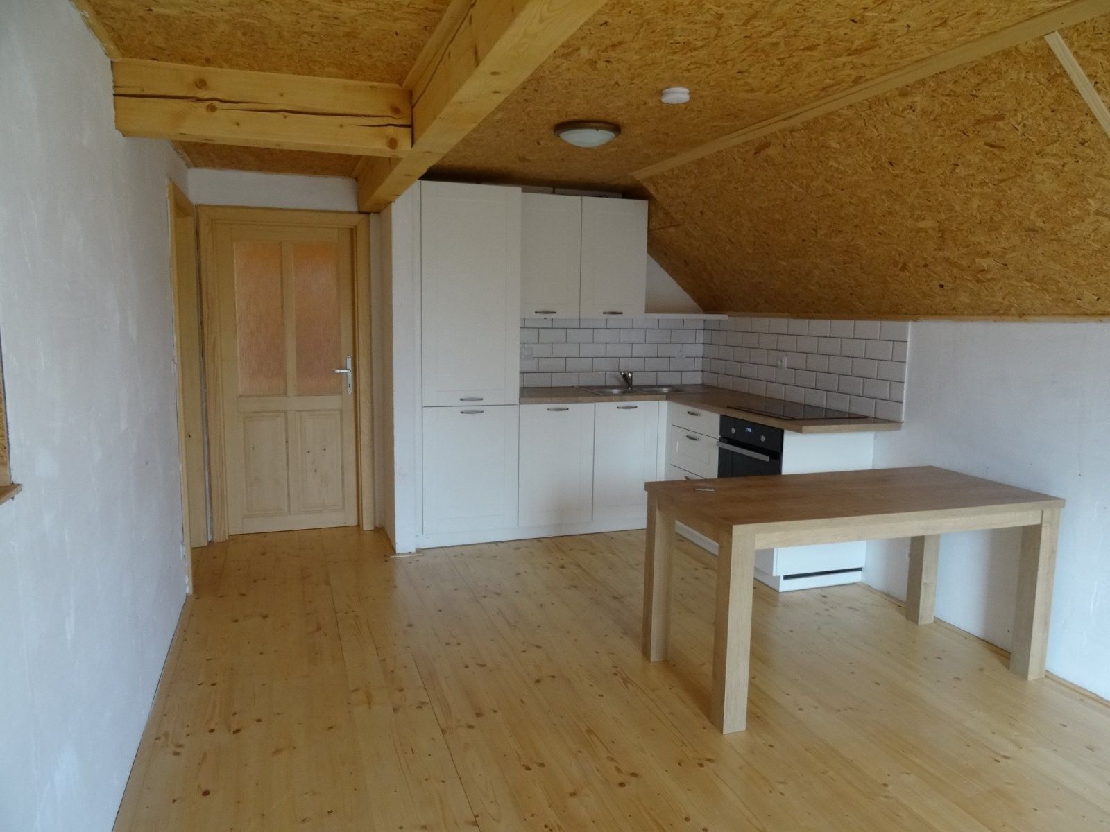 2+kk, Polní, Březí, 45 m²