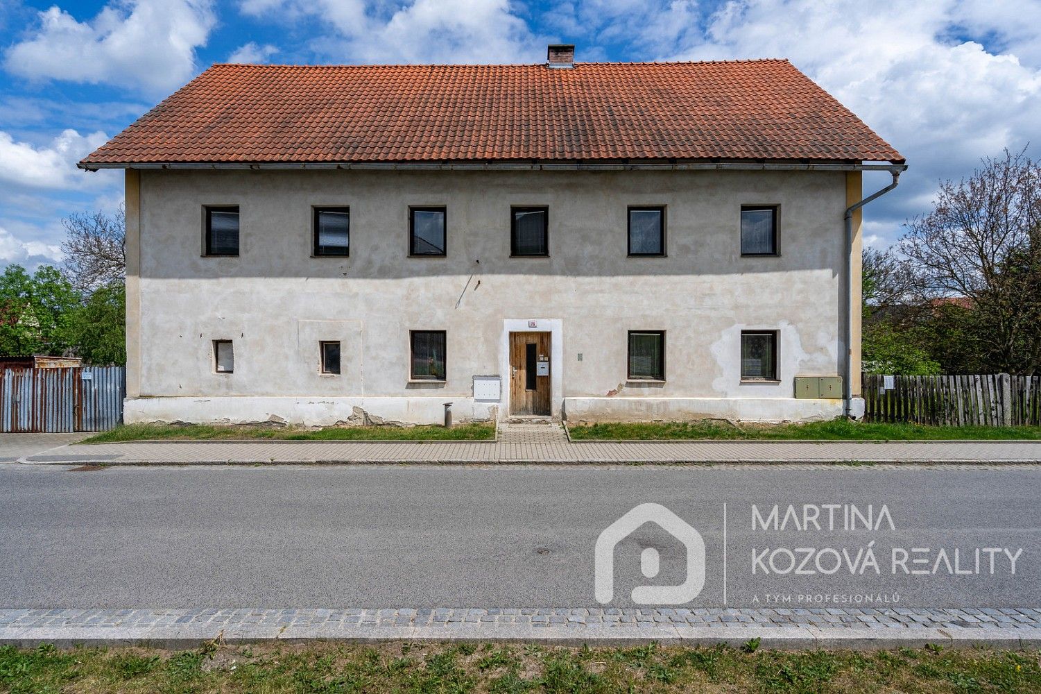 Rodinné domy, Jestřebí, okres Česká Lípa, Liberecký kraj, 400 m² - 1