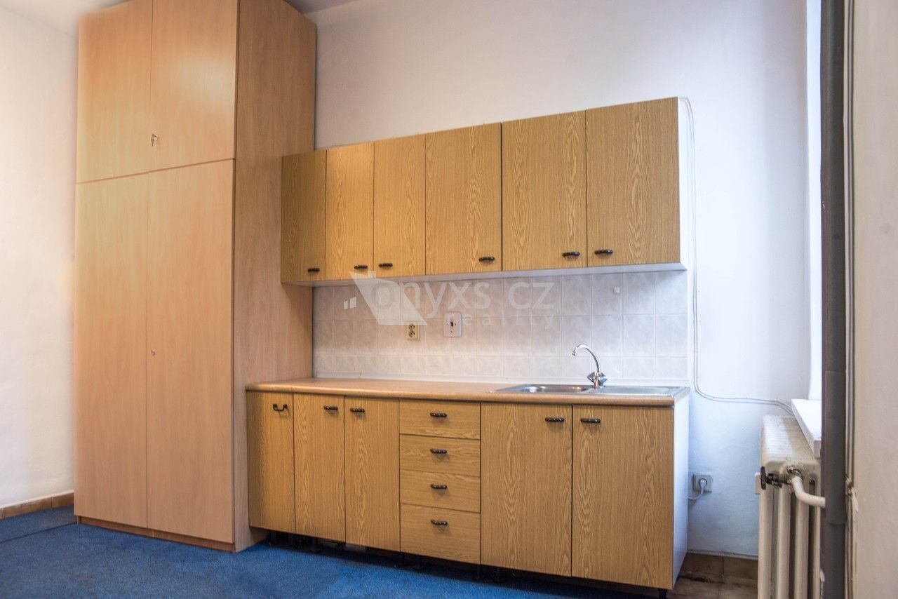 Pronájem kancelář - Bystřice, 82 m²