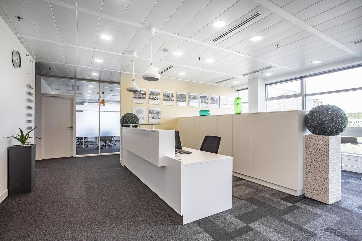 Pronájem ostatní - Praha, 158 00