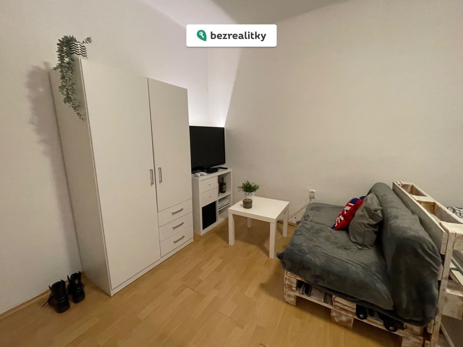 1+kk, Poděbradská 555, Praha Hloubětín, 21 m² - 2