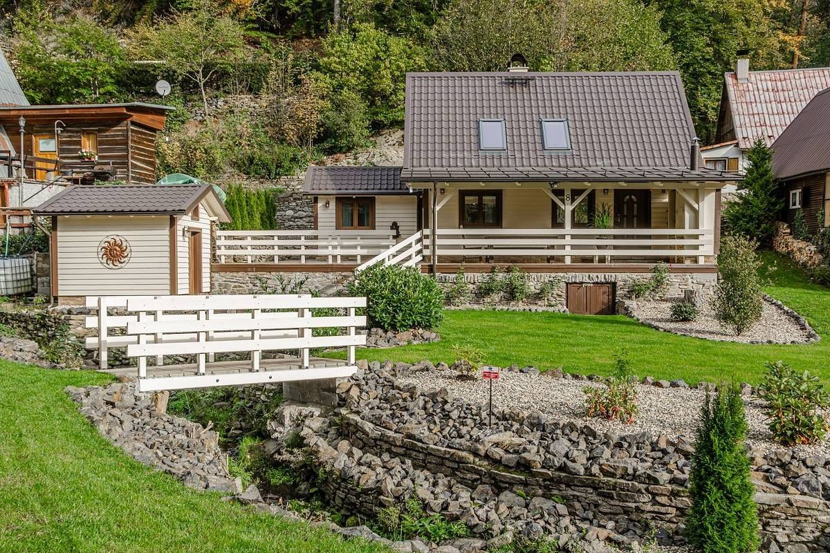 Chaty, Perštejn - Rájov u Perštejna, Ústecký kraj
