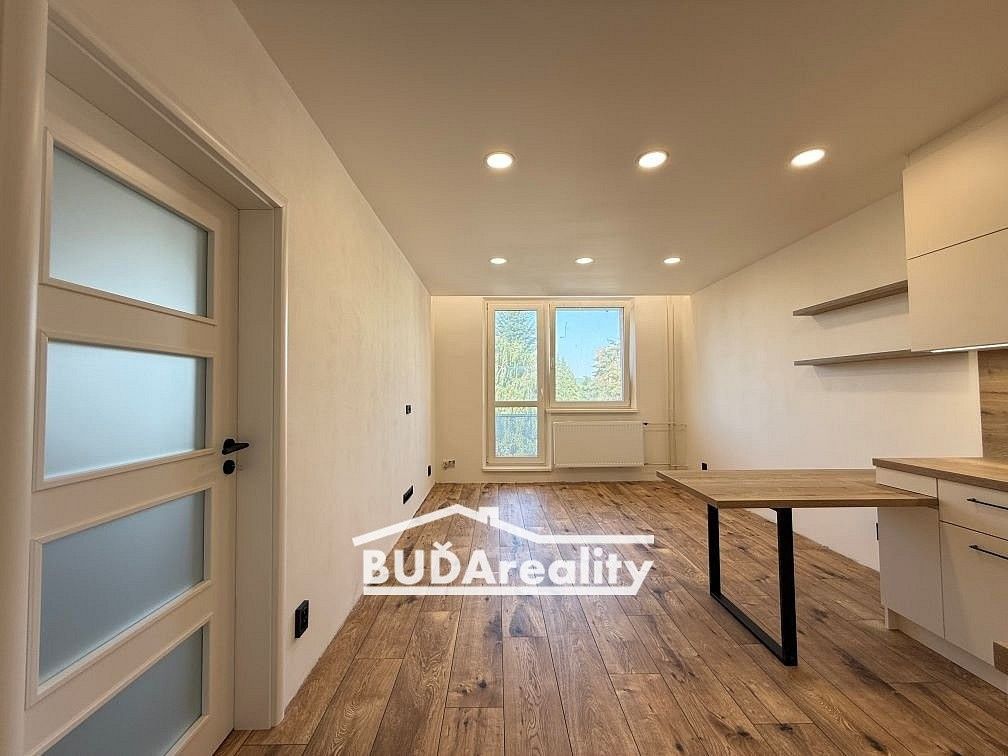 2+kk, Otrokovice, okres Zlín, Zlínský kraj, 58 m² - 2